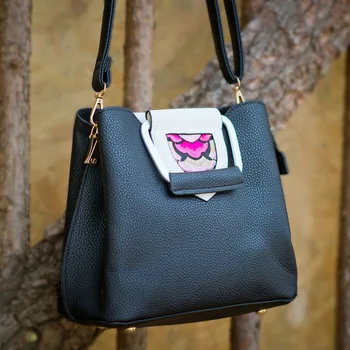 Paprasta siuvinėti moterų mažas maišelis Naujos nacionalinės stiliaus PU odos krepšys Laisvalaikio trijų sluoksnių rankinėje pečių maišą